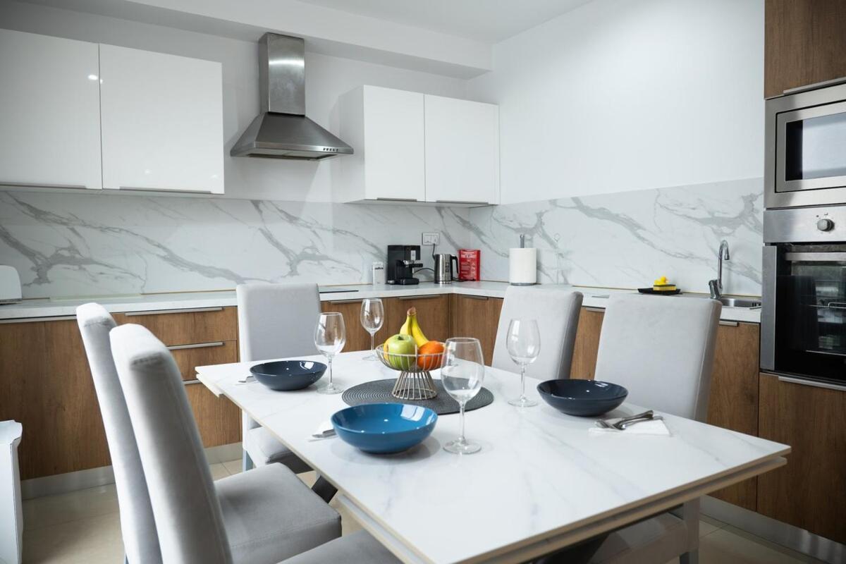 Golden Harbour - 2 Bedrooms, 2 Bathrooms Gzira Exteriör bild